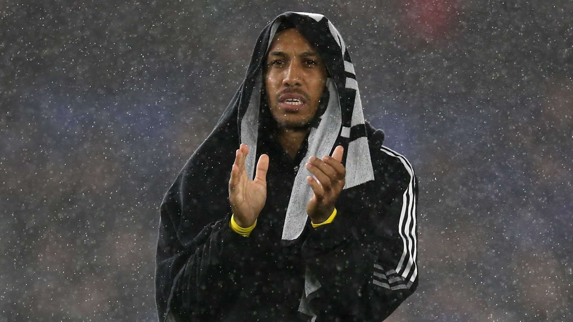 克罗地亚与摩洛哥对决世界杯赛场激战即将开幕，球迷热情高涨